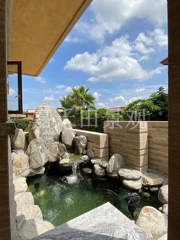 小型別墅庭院該如何綠化設(shè)計(jì)？